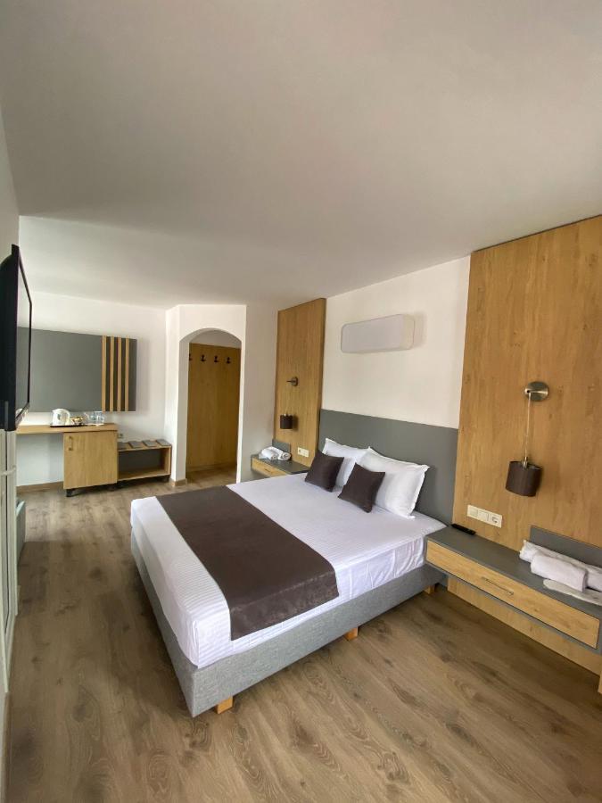 Family Hotel Flora Darıdere Dış mekan fotoğraf