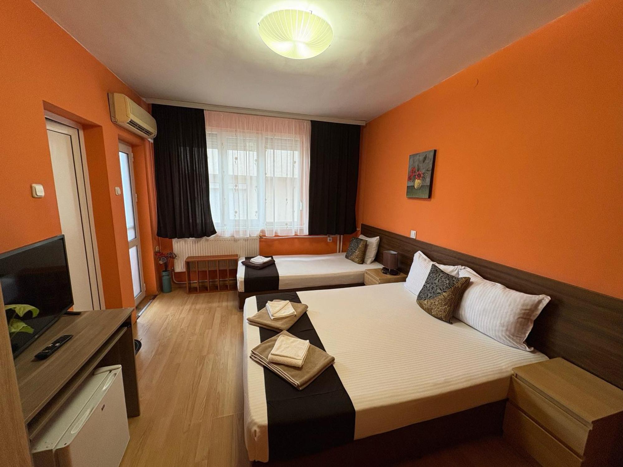 Family Hotel Flora Darıdere Dış mekan fotoğraf
